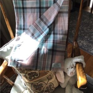 New Lochcarron of Scotland Princess Diana lambs wool scarf.